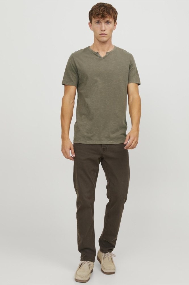 JJESPLIT NECK TEE SS NOOS 12164972 DUSKY GREEN